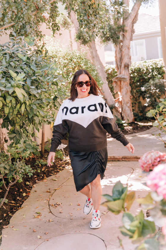 Graphic Sweatshirt and Cute Skirt for Spring